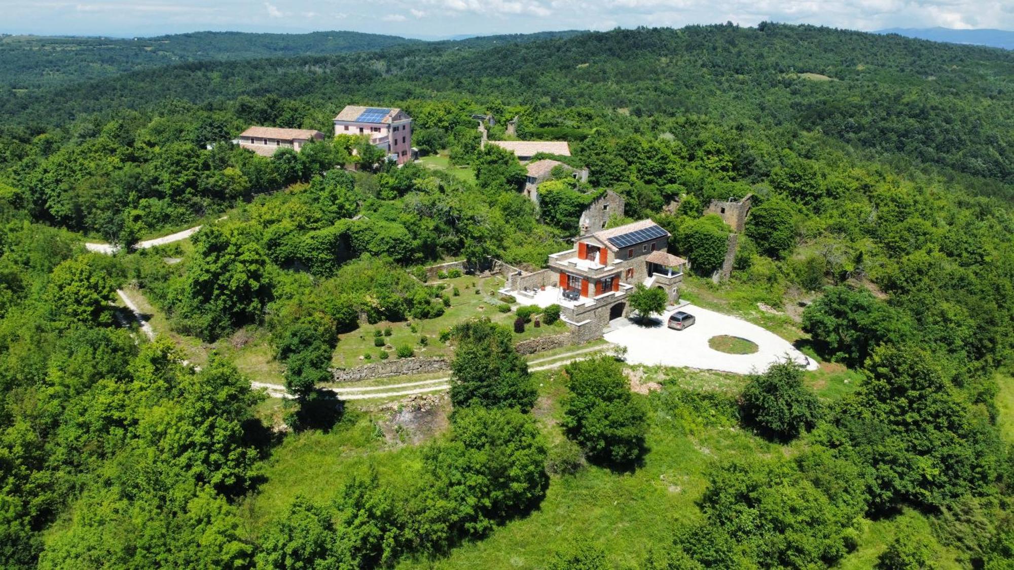 Villa Casa Del Conte - Peaceful Hideaway In North Istria à Grožnjan Extérieur photo